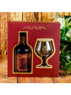   PRESIDENT Aszú ágyon érlelt Barrique furmint szőlő pálinka /GENTLEMEN/ 0,35 Bordó Díszdobozban+pohár
